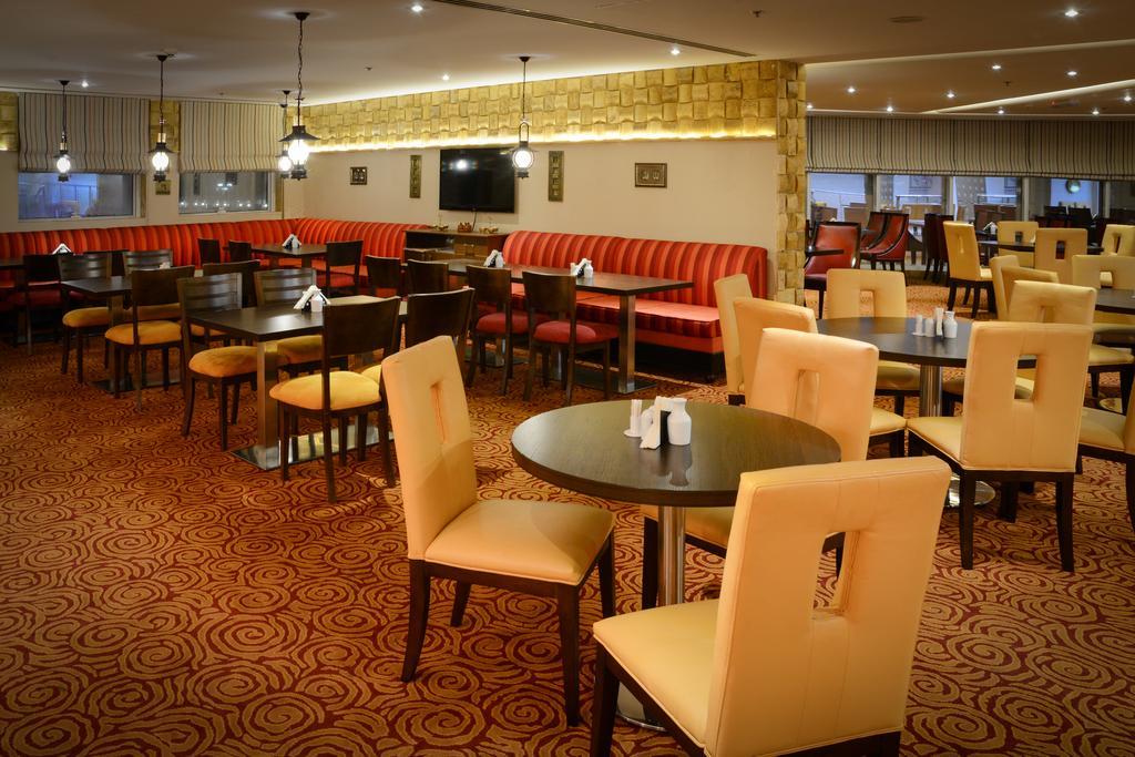 Golden Ocean Hotel Доха Экстерьер фото