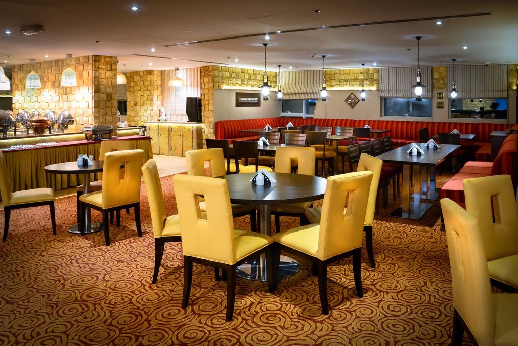 Golden Ocean Hotel Доха Экстерьер фото