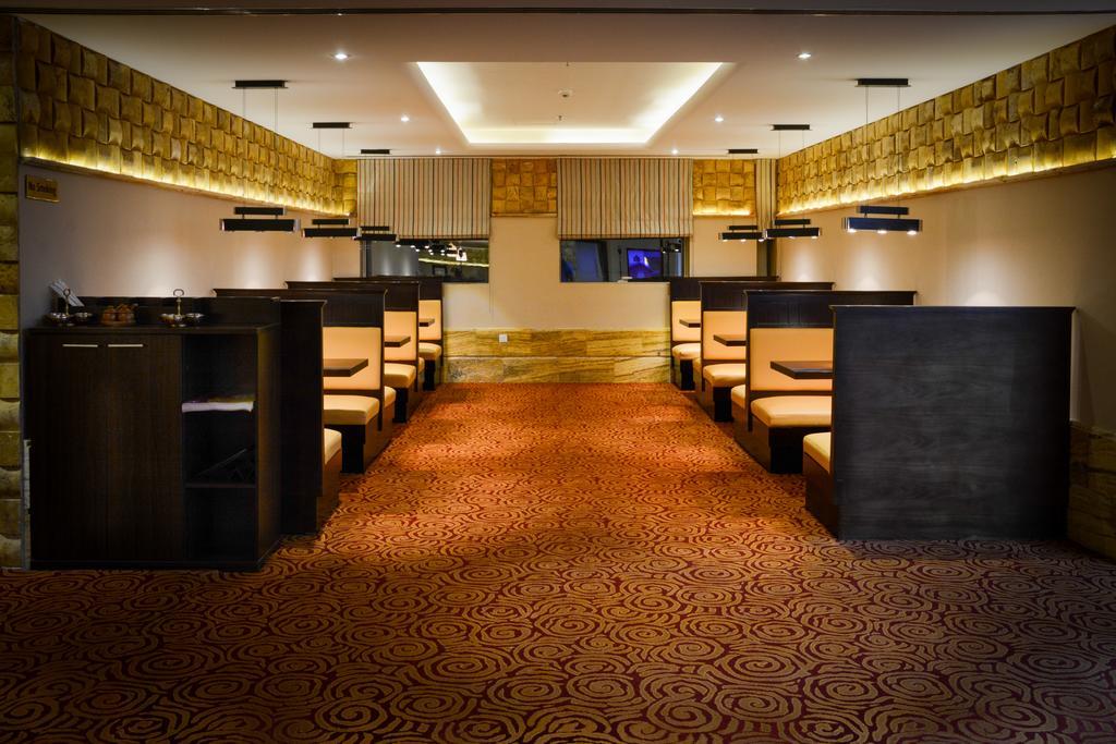 Golden Ocean Hotel Доха Экстерьер фото