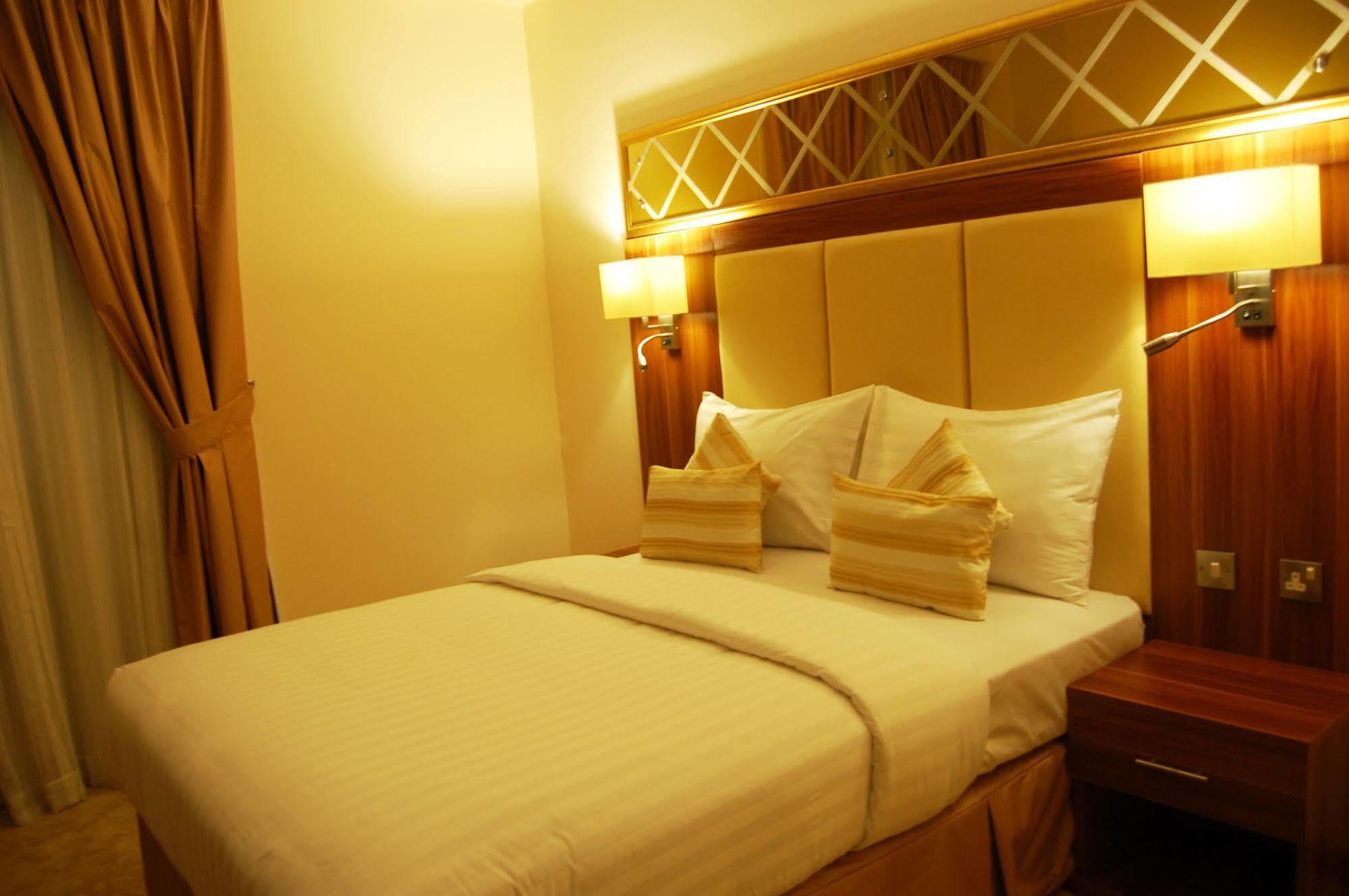 Golden Ocean Hotel Доха Экстерьер фото