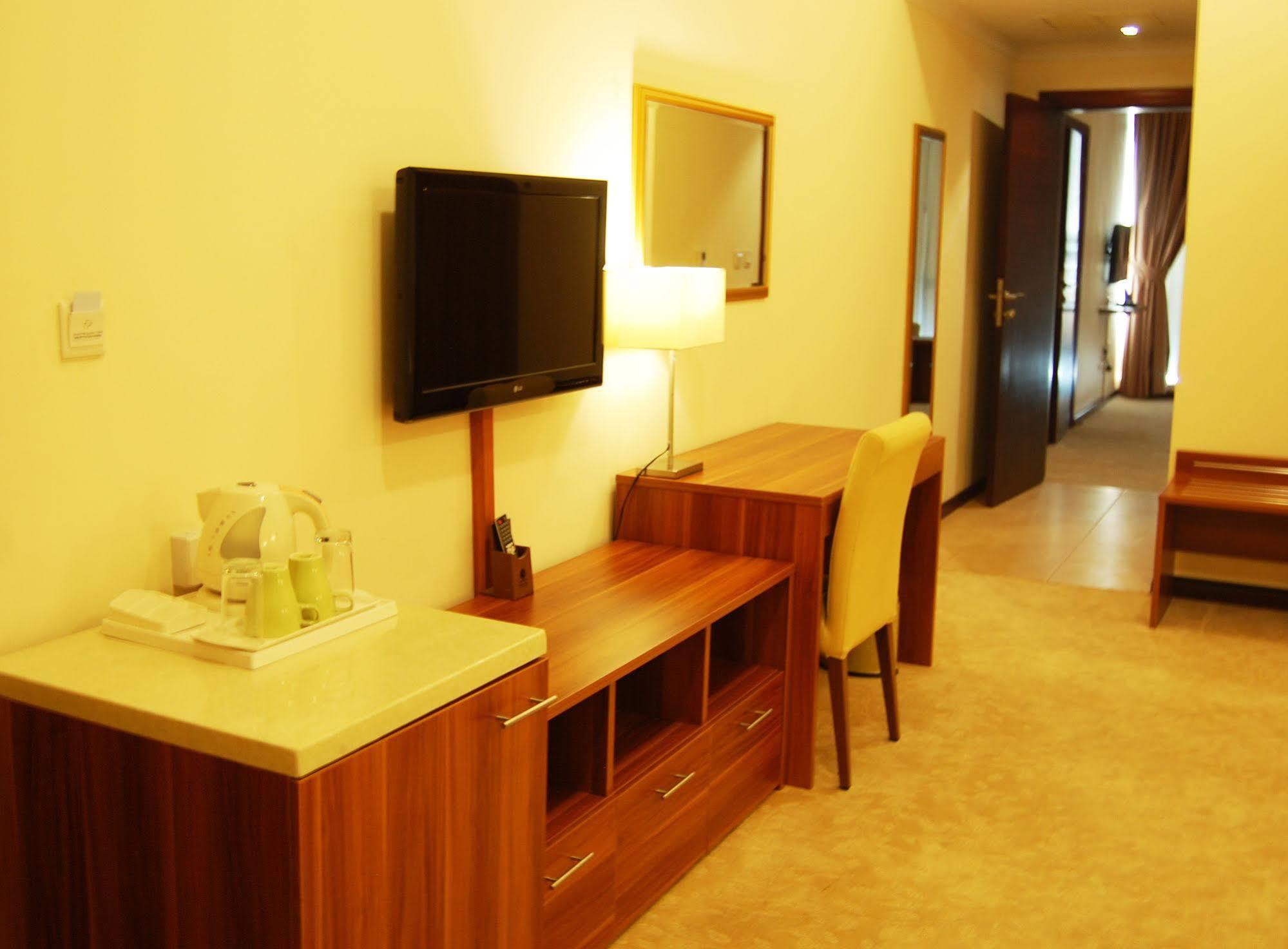 Golden Ocean Hotel Доха Экстерьер фото
